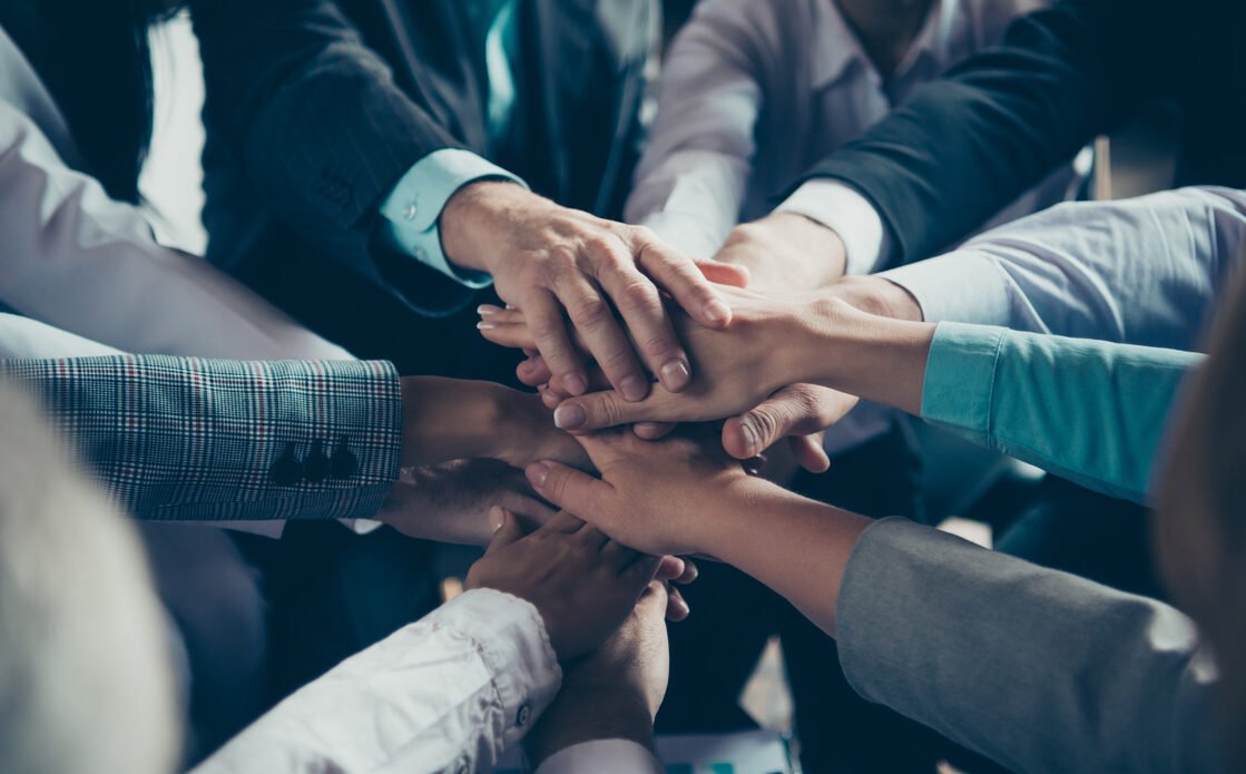 Liderança O impacto da liderança na motivação de equipes e sua influência nos ...